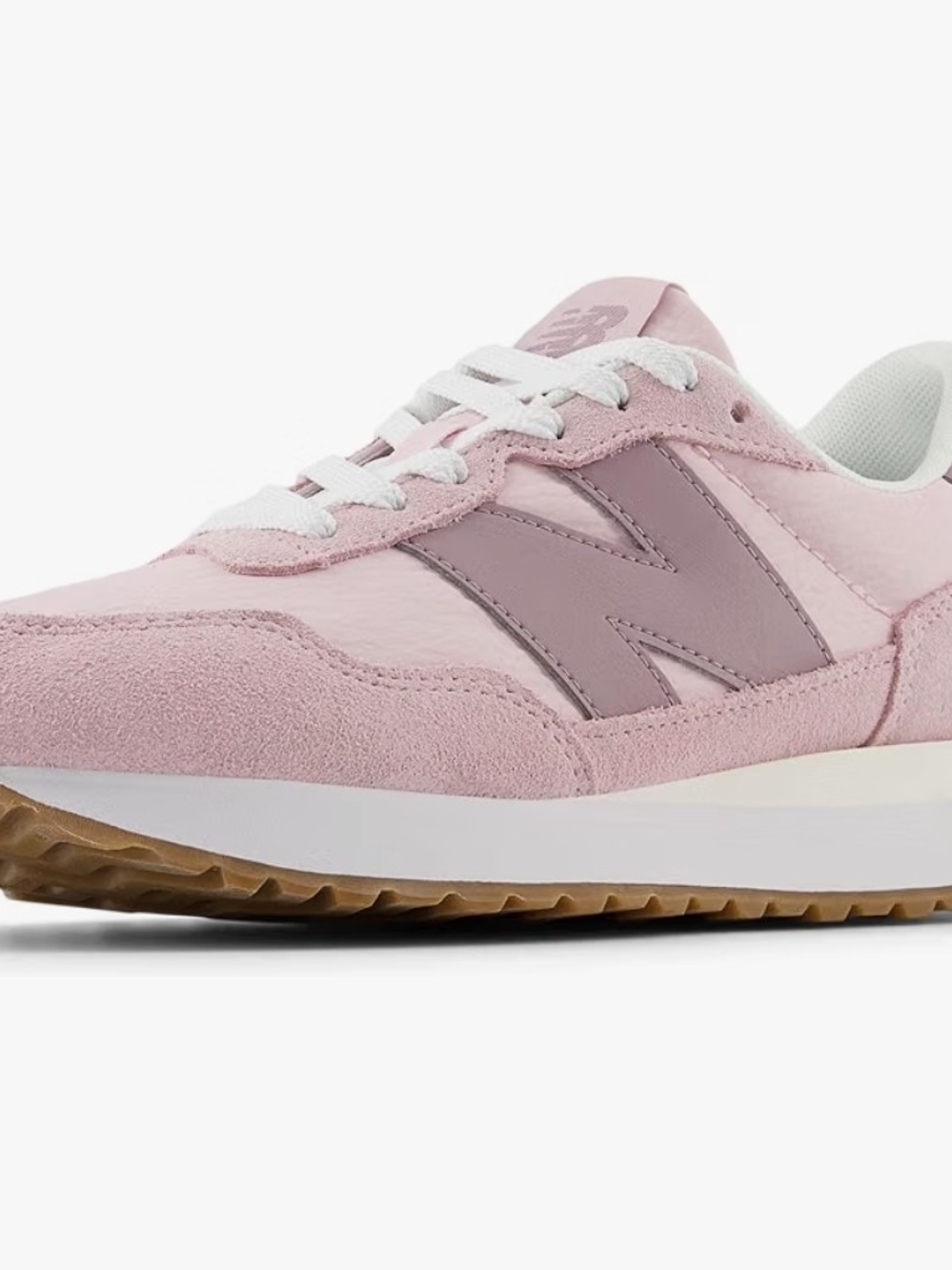 New Balance Pink and Mauve Women's Retro Runner Sneakers